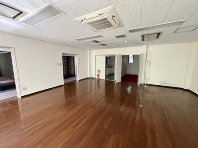 【居間・リビング】 | 西宮市宝生ケ丘1丁目　店舗