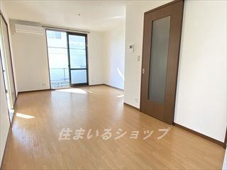 クレールＴ．I　３の居間・リビング|エアコン付き