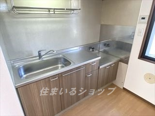 クレールＴ．I　３のキッチン|窓あり
