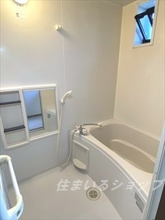 クレールＴ．I　３の浴室|窓あり