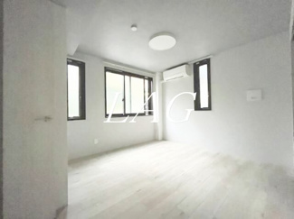 【居間・リビング】 | ＣＡＳＡ　ＰＩＡＺＺＡ　Ｔａｃｈｉｋａｗａ | 洋室のお部屋です。