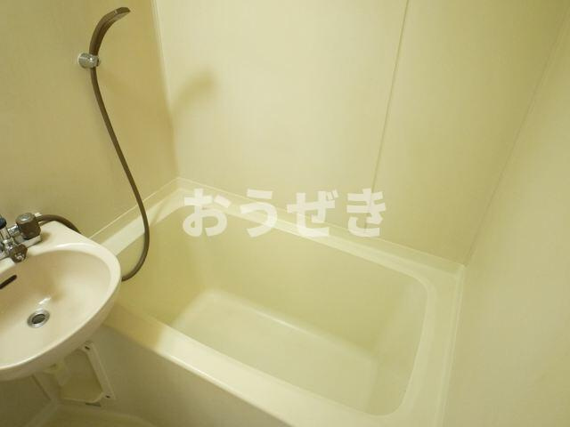 セントレー伊勢佐木の浴室