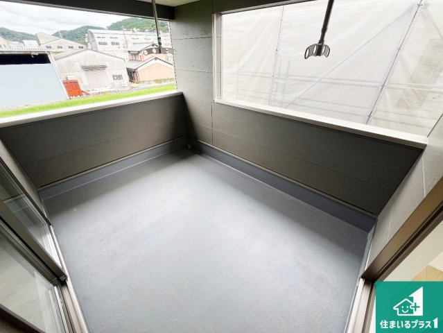 たつの市龍野町末政　第2期　新築一戸建てのバルコニー|ワイドバルコニーは洗濯物を干すスペースが広いのでご家族が多くても安心！