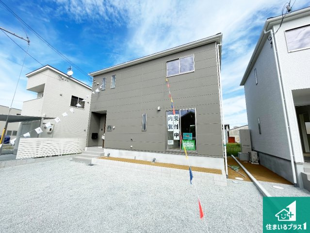たつの市龍野町末政　第2期　新築一戸建ての外観|安心の10年保証！外観を美しく保ち、雨水で汚れを落とします！気になることがありましたら、お気軽にお問い合わせください！