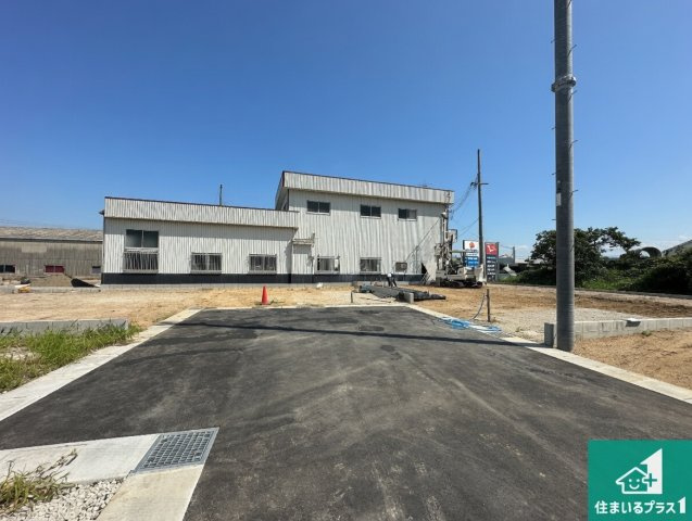 ●葛城市林堂　第2期　新築一戸建ての外観|ご案内の際は現地集合はもちろん、ご自宅の送迎や最寄りの駅迄のお迎え等お気軽にご相談ください。