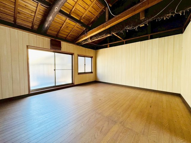中堂寺藪ノ内町の洋室