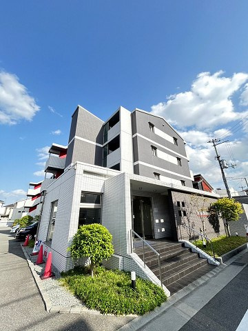尼崎市善法寺町の賃貸マンション