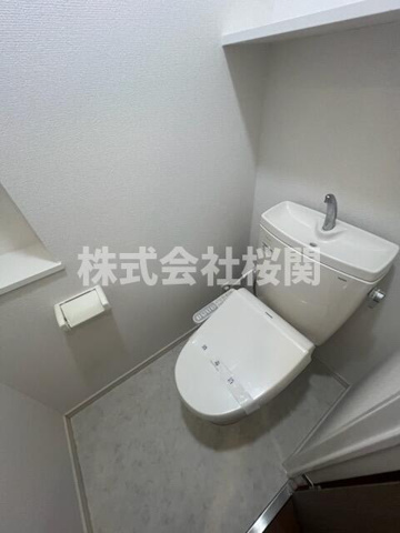 戸塚区舞岡町ファミリーマンションのトイレ