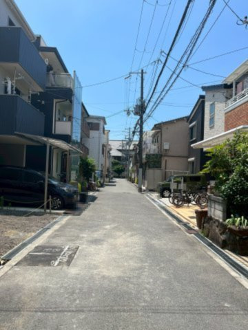 鶴見区緑３丁目新築戸建の前面道路含む現地写真