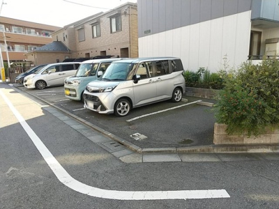 【駐車場】 | トリヴァンベール蓮根