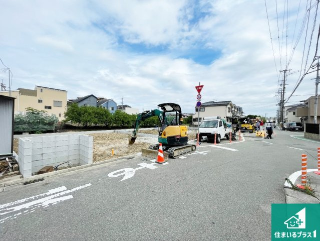 宝塚市山本野里　新築一戸建ての前面道路含む現地写真|周辺は落ち着いた街並みの住宅地！子育てがしやすい住環境です！まだ未完成ですが、現地でしかわからない事もございます。是非一度ご覧ください。