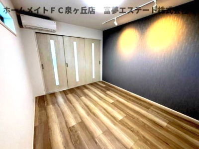 【居間・リビング】 | フジパレス助松町Ⅰ番館 | リビングと洋室の間仕切りを閉めたとき
※イメージ　同物件別号室の写真