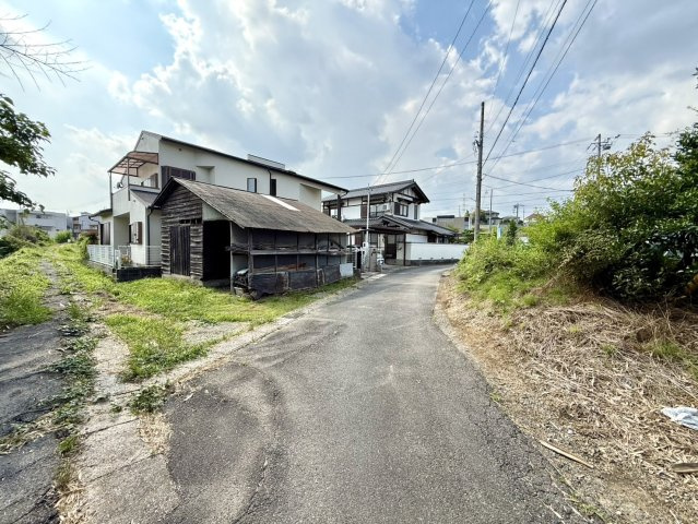 日進市梅森町上松土地の前面道路含む現地写真