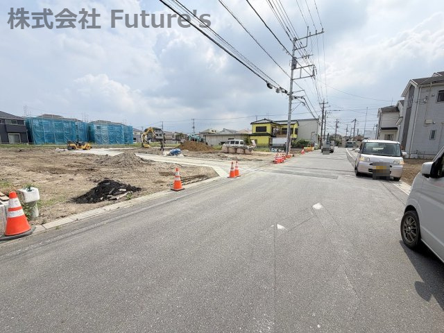 三郷市高州1丁目　建築条件なし売地　全21区画　Q区画の前面道路含む現地写真|前面道路含む現地写真です。