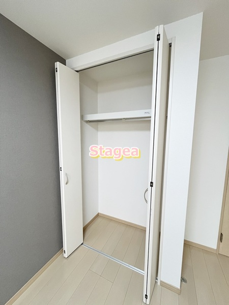 上尾市上町２丁目のアパートの収納
