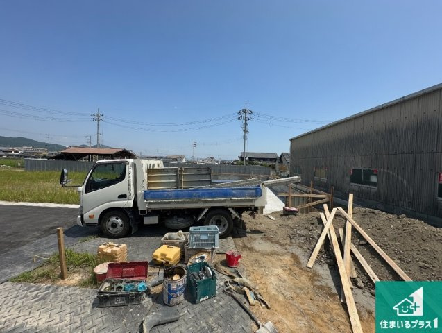 葛城市林堂　第2期　新築一戸建ての外観|ご案内の際は現地集合はもちろん、ご自宅の送迎や最寄りの駅迄のお迎え等お気軽にご相談ください。