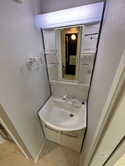 Longrain YASHIOの洗面所