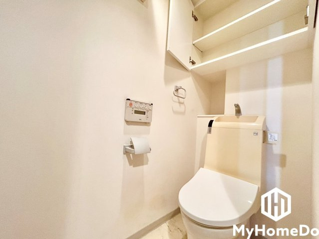 ダイアパレス千代田橋のトイレ|明るく清潔感溢れるトイレです。