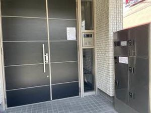 アルベイト石津川のエントランス