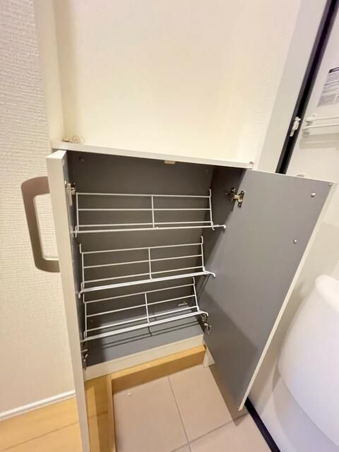 メゾン　トールモンド八千代中央の収納