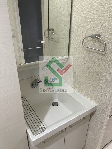フェニックス上石神井の独立洗面台