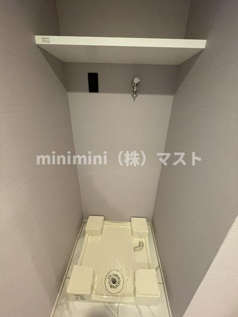 エスライズ難波Ⅲの玄関