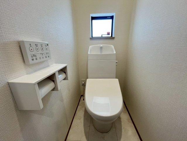 沖縄市知花新築戸建て　A号棟（全5棟）のトイレ|トイレも気になるポイント