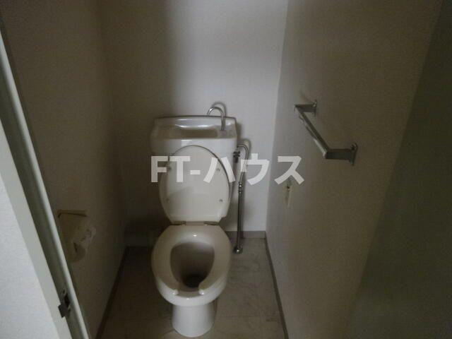 ドミール薬円台のトイレ