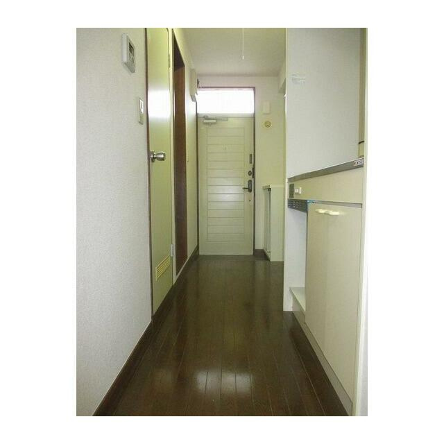 プレミール東伏見の玄関