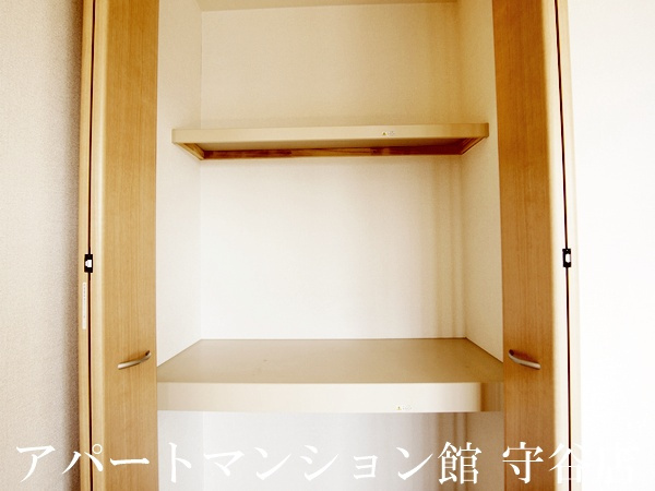メゾン・ソレイユＢの収納
