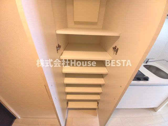 S-RESIDENCE神戸磯上通の収納