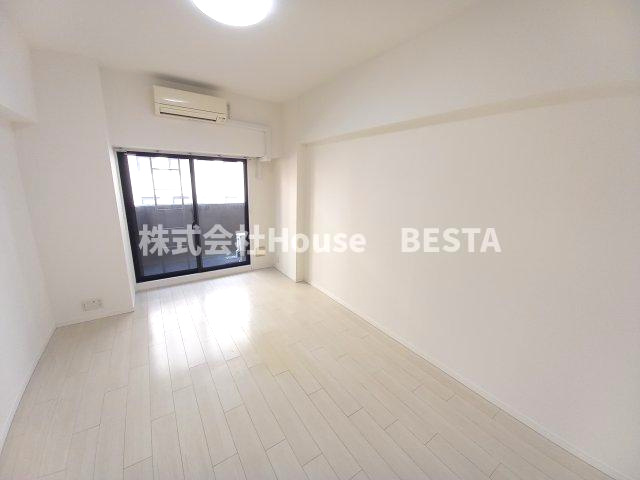 S-RESIDENCE神戸磯上通の和室