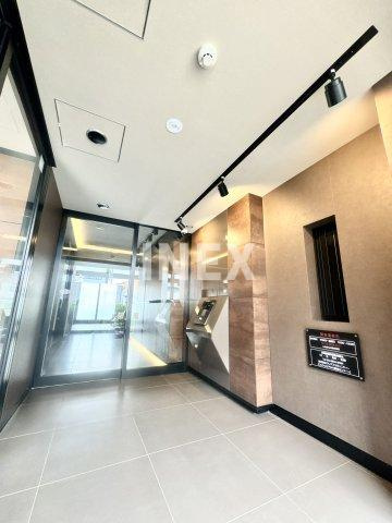 横浜市神奈川区神奈川２丁目の賃貸マンションのエントランス