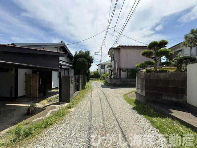 茅ケ崎市下寺尾　新築戸建の前面道路含む現地写真|現地外観