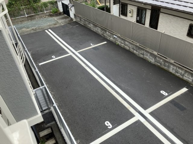 ノエルの駐車場