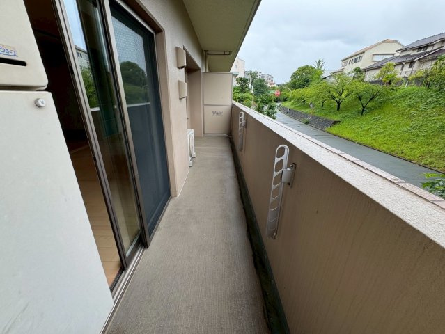 アンビエラ桃山台のバルコニー