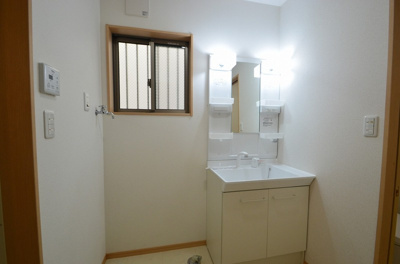 【洗面所】 | ペルソーナ上尾上町 | 同アパート２階の部屋の写真です（参考）