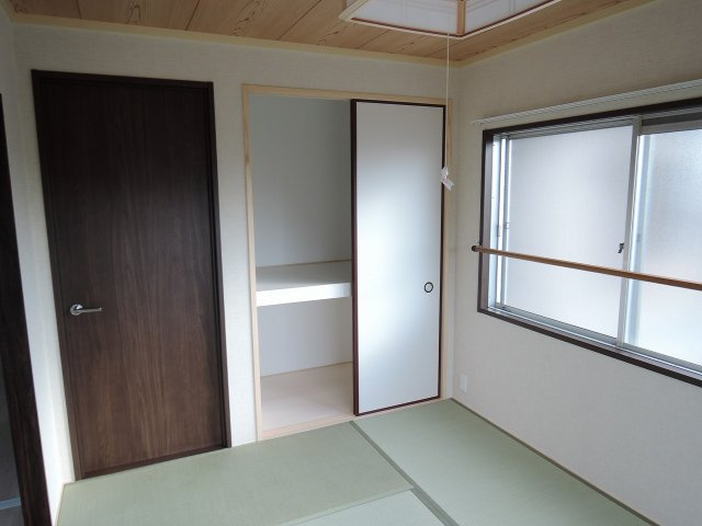 中本ハイツの収納