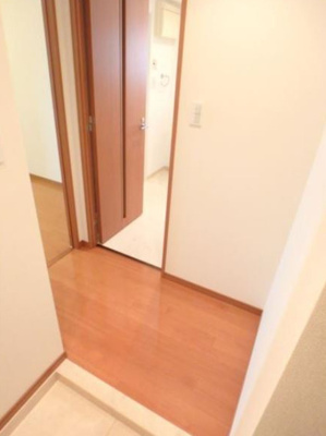【玄関】 | グリフォーネ横浜・中央 | 別部屋参考写真