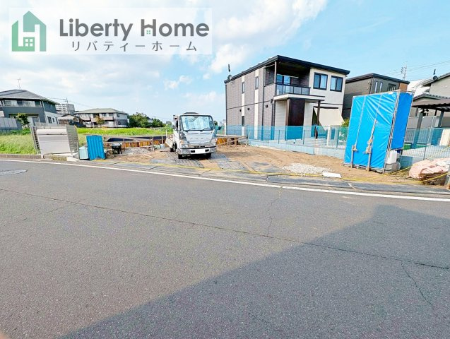 水戸市見川23期　新築戸建の駐車場