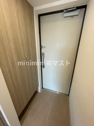 ソルテラス本庄西クレアストの玄関