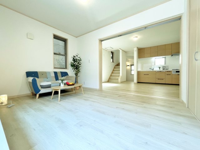 板橋区栄町の洋室|2階6.0帖洋室
居室としてもリビングとしてもお使いいただけるフレキシブル設計