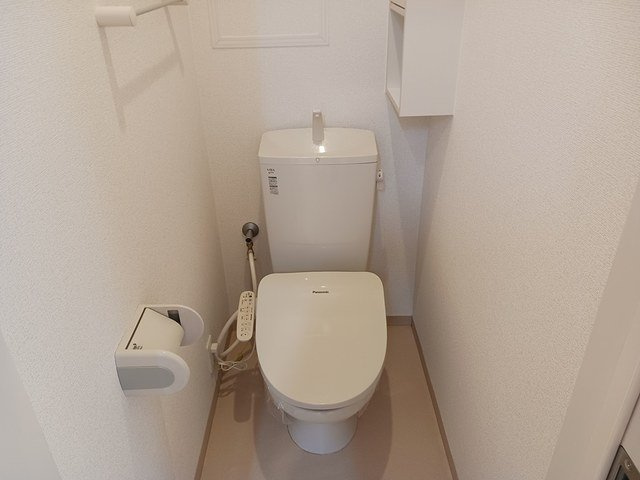 メゾン　ジャンティーユのトイレ|清潔感のあるトイレです