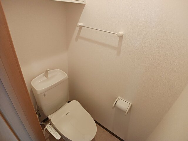 デフィⅡのトイレ|清潔感のあるトイレです
