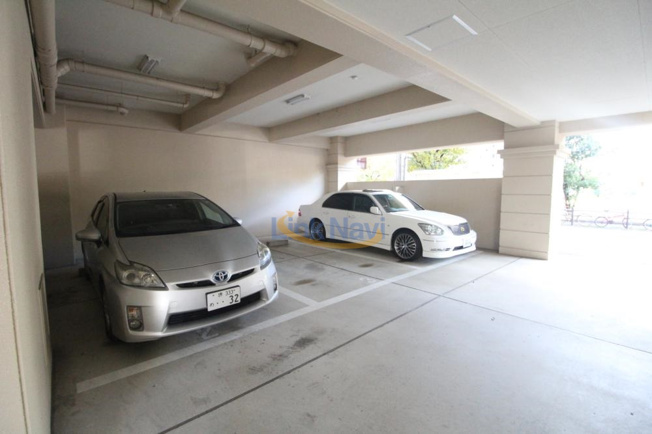【駐車場】 | セントロイヤルクラブ新大阪