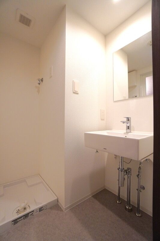 ＣＲＥＡＴＩＦ池袋本町の独立洗面台