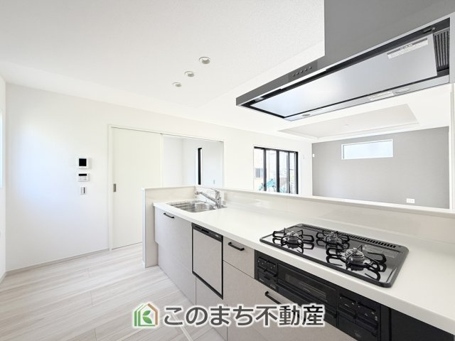 リガーレ宇都宮市石井町6期のキッチン|人気の対面式キッチン☆料理をしながらご家族とコミュニケーションが取れます♪