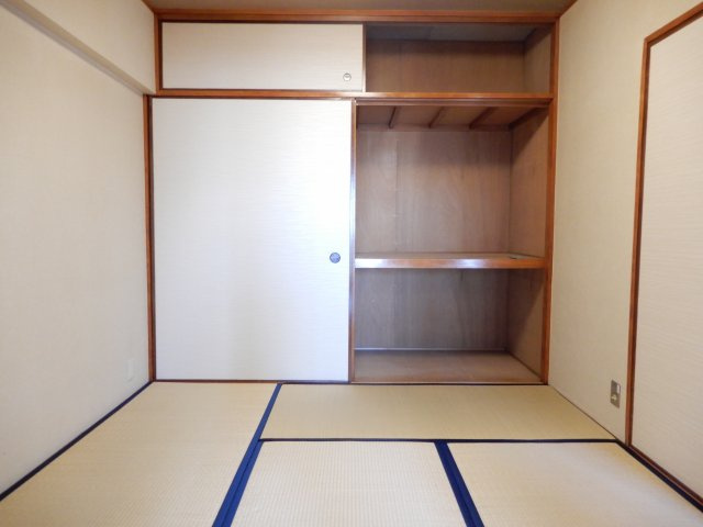 高槻センチュリーマンションの寝室