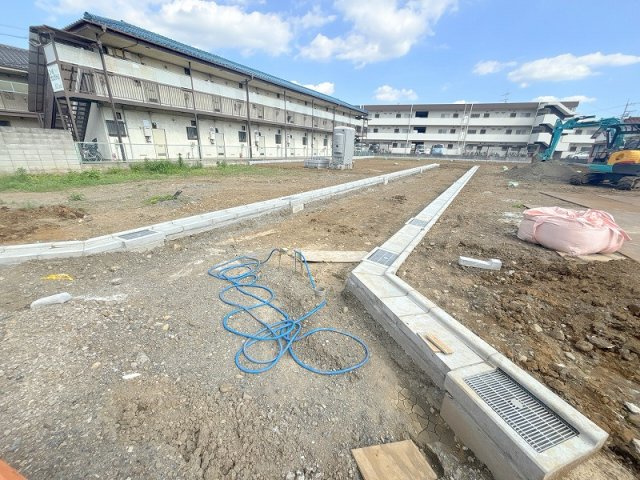 【外観】 | 川越市上戸　建築条件無売地　全7区画　(ふじみ野店) | 現地（2026年7月9日）撮影／前面道路もゆとりがあり、開放感のある街区です。
