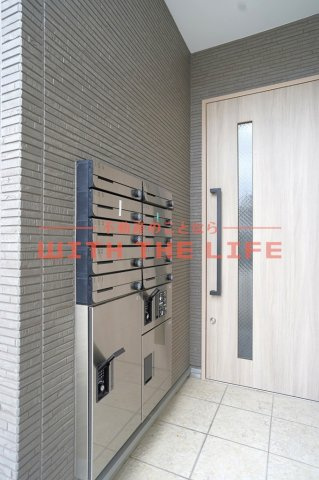 THE　NOBLES諏訪野町Ⅱ（ザノブレス）【キャッシュバック対象物件】のエントランス|毎日通るエントランスはこのようになっています